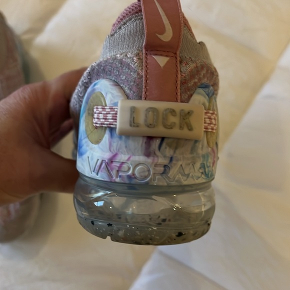 Nike sneakers - Picture 3 of 5